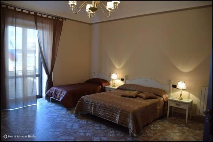 Mezzojuso B&B Caravella מראה חיצוני תמונה